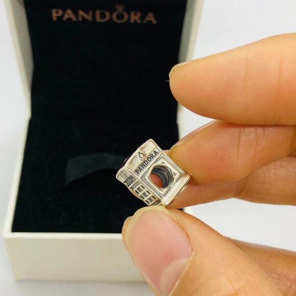 ✨🔥Pandora London Calling Booth "Call Me" Bead Charm S925 Sterling Silver - Picture 2 of 9